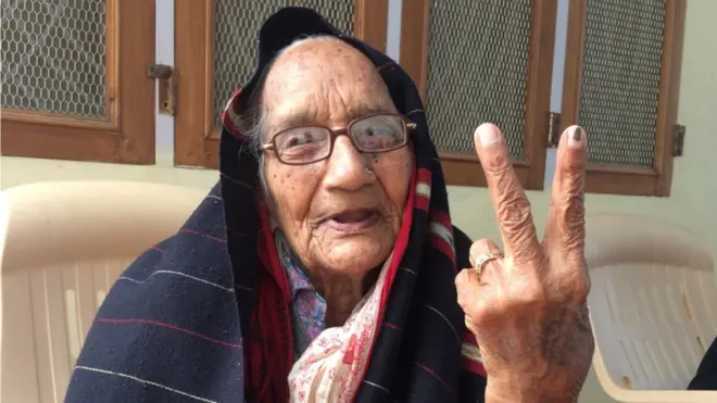 97 वर्षीय महिला सरपंच, विद्या देवी, राजस्थान