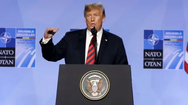 Дональд Трамп на пресс-конференции в НАТО