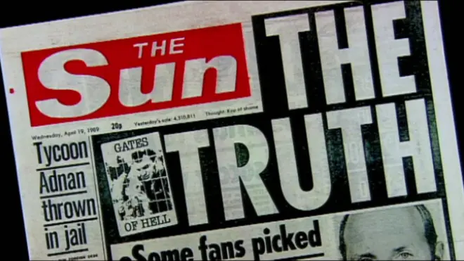 Berita utama The Sun tahun 1989, 'The Truth' atau 'Kebenaran' yang isinya memojokkan para korban dengan fakta-fakta keliru.