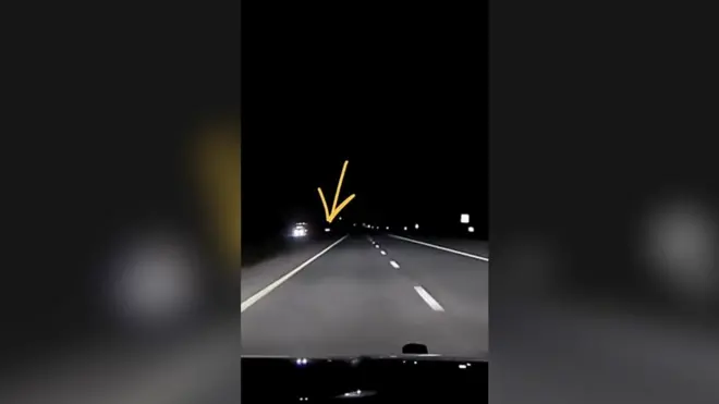 Vozač slučajno prijavio sebe policiji da je vozio u pogrešnoj traci
