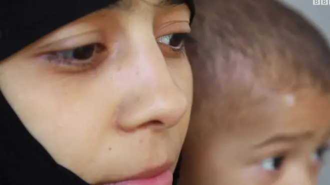 زوجة أحد مسلحي تنظيم الدولة الإسلامية