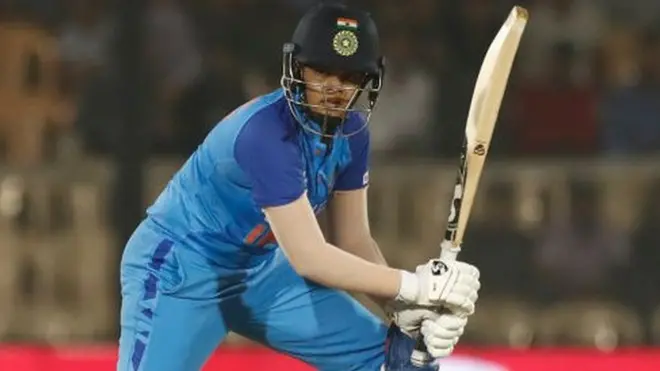 शेफ़ाली वर्मा भारत की मुख्य टीम में भी शामिल रही हैं, अंडर-19 टीम की कप्तान हैं