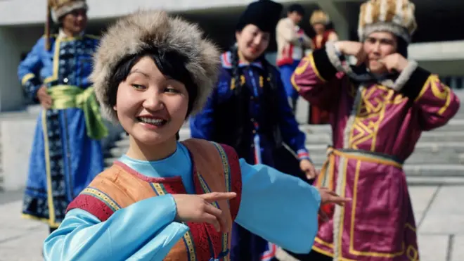 Артисты Горно-Алтайского областного драматического театра