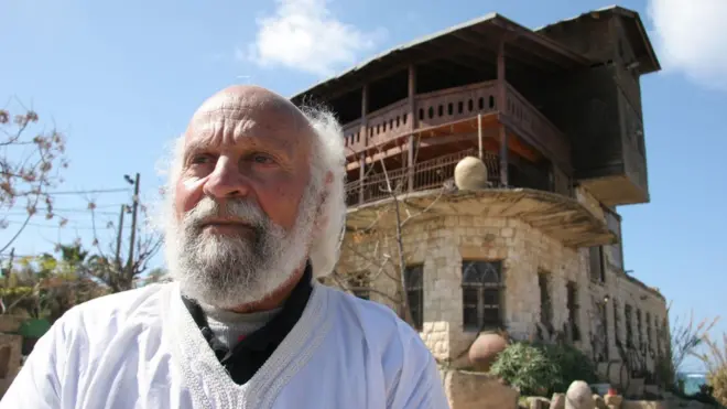 President Eli Avivi, photographed in Achzivland in 2006