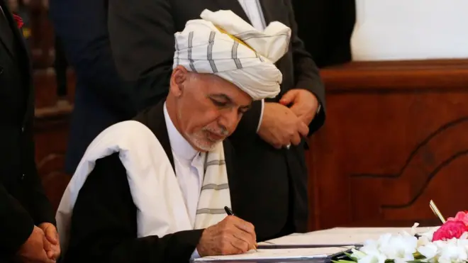 غنی: "اگر کوچک‌ترین قانون‌شکنی را در من یا اطرافیان من دیدید، اول از ما شروع کنید"