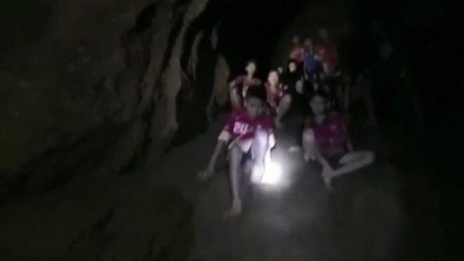 Meninos presosimagenes de casino onlinecaverna na Tailândia