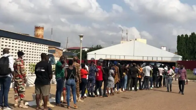 Applicants gatz to provide dia national ID card for di registration