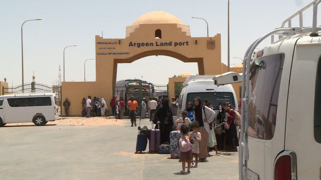 معبر أركين الحدودي جنوب مصر
