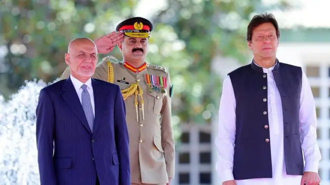 ولسمشر غني چارشنبه د پاکستان له لومړي وزیر عمران خان سره پر تیلیفون خبرې کړې دي