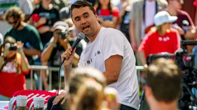 Charlie Kirk en el evento en Utah