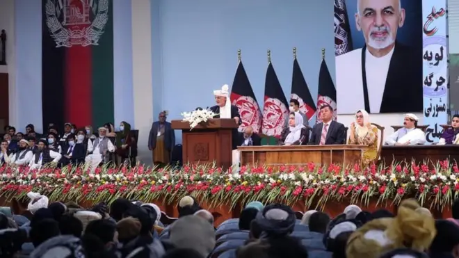 ولسمشر غني وویل که بیا په دوه لارې کې ایسار شو بیا به لویې جرګې ته مراجعه کوي