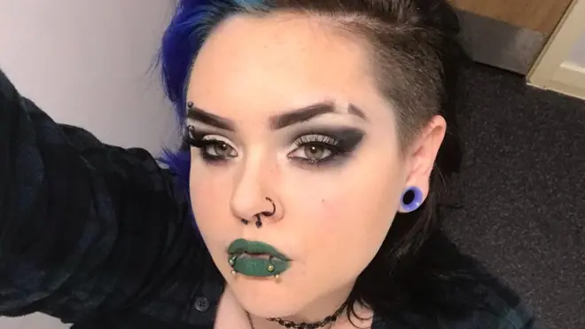 Лів змирилася з тим, що втратить гроші