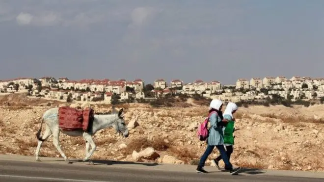 Guryaha ay israa'iil ka dhiseyso dhulka ay Falastiin ka haysato ayaa loo arkaa sharcidaro