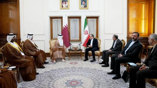 دیدار وزیر خارجه قطر و عباس عراقچی