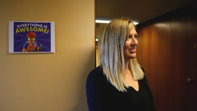 باتریس فین، د اتومي وسلو د مخنیوي بنسټ اجرایوي مشره