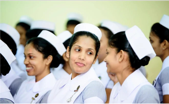 හෙදියන් පිරිසකගේ ඡායාරූපයකි
