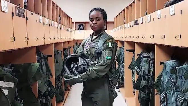 Awakọ baalu ologun ofurufu