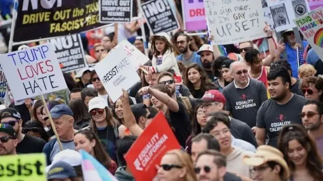 Demonstrasi ini dianggap sebagai salah satu yang terbesar semenjak Presiden Donald Trump mulai menjabat.