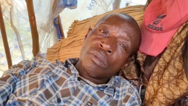 Ọkunrin ti omi gbe awọn ọmọ rẹ lọ