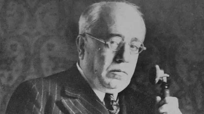 Perseguido por agentes franquistas y vigilado por la Gestapo, Manuel Azaña, el último presidente de la II República Española pasó sus últimos días protegido por la legación de México en Francia.