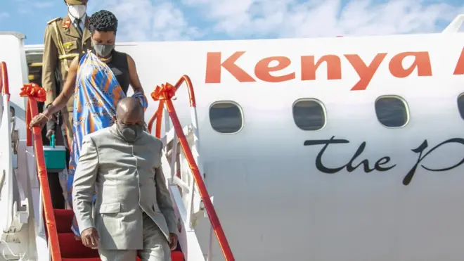 Ku butumire bwa mugenzi we Uhuru Kenyatta, Perezida Evariste Ndayishimiye aratangira uruzinduko rw'iminsi ibiri muri Kenya nk'uko bitangazwa n'ibiro bye.