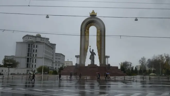 После отключения света среди жителей Душанбе началась паника