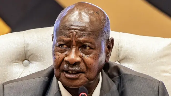 Perezida Yoweri Museveni arimo kuvugira mu ndangururamajwi