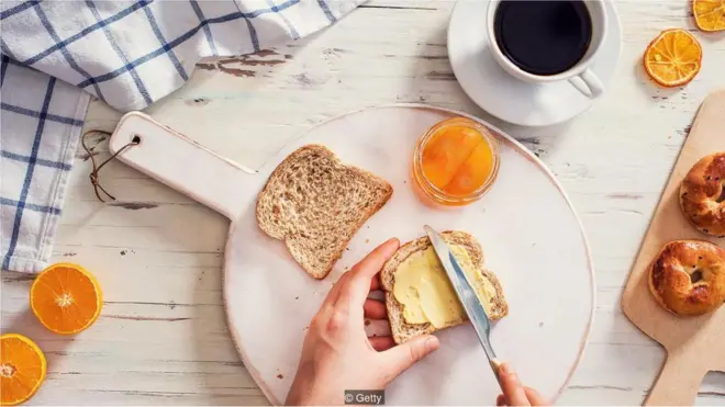 É verdade que tomar um café da manhã equilibrado ajuda a restaurar nossa energia depoissites de probabilidades de apostasuma uma noitesites de probabilidades de apostasjejum