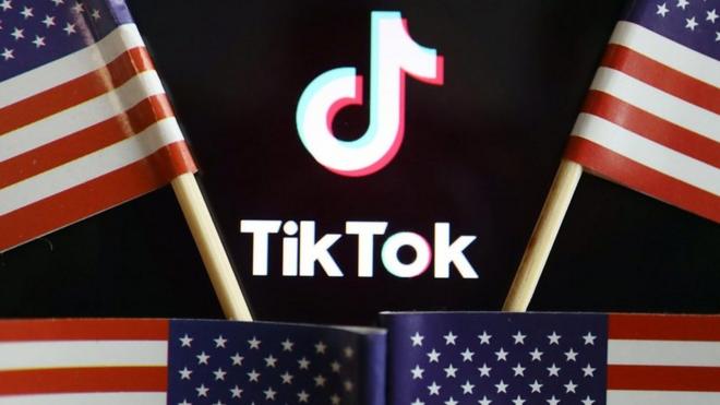 美国总统特朗普宣布要在美国封禁中国短视频应用平台抖音国际版TikTok。
