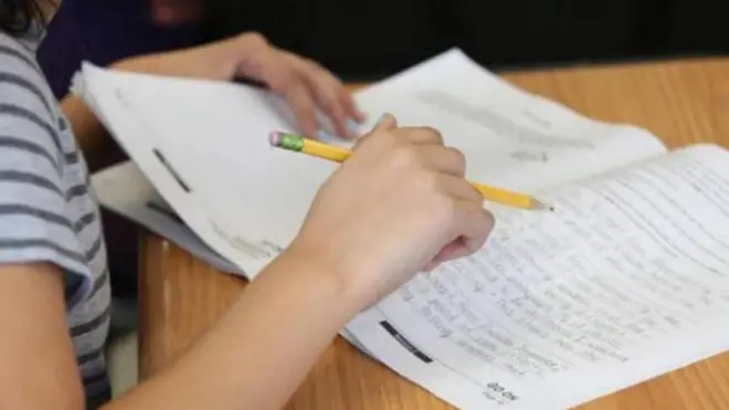 Barattoota qormaata fudhatan keessaa 3.3% qofatu qabxii ittiin darban galmeesse