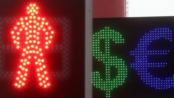 Курс доллара и евро