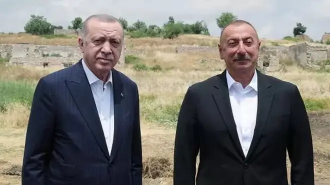 Ilham Əliyev Recep Tayyip Erdoğan Praqa görüşü Praga görüshü Charles Michel Franca Macron Rusiya Sərhədlərin demarkasiyası Sərhədlərin delimitasiyası Qərb dövlətləri Siyasət geosiyasi oyunlar Cənubi Qafqaz