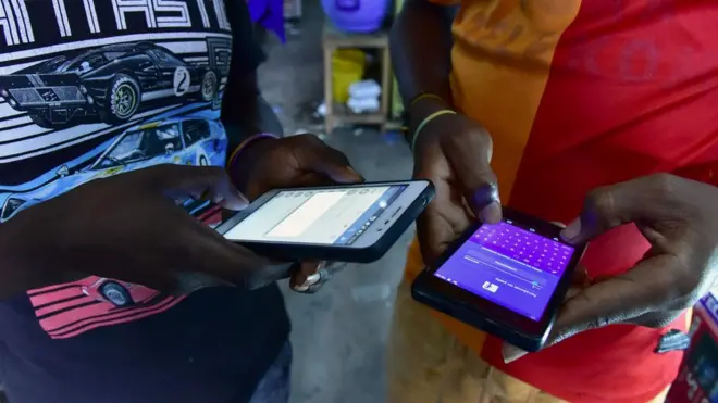 Les soudanais peuvent afin se connecter aux médias sociaux