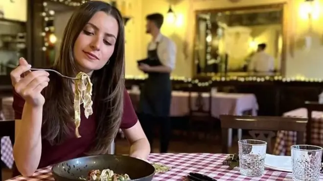 कीट-पतंगे खाने का चलन