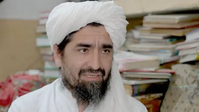 شیخ رحیم اللہ حقانی مئی 2022 میں بی بی سی سے گفتگو کرتے ہوئے