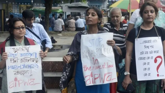 मॉब लिंचिंग