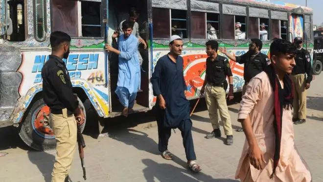 عملیات پلیس پاکستان در کراچی