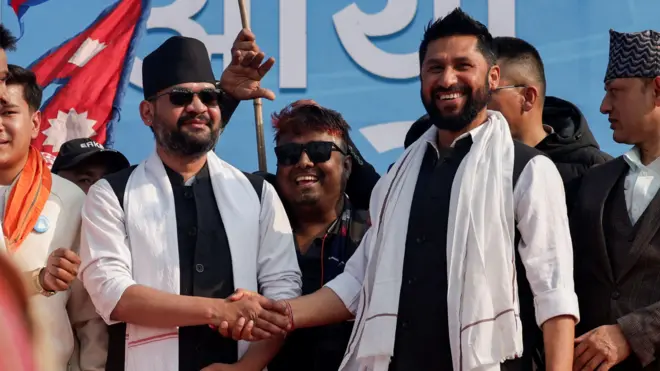 रास्वपा नेता बालेन शाह (बायाँ) र सभापति रवि लामिछाने