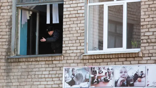 Занятия в школе, где произошел инцидент, должны возобновиться уже в четверг