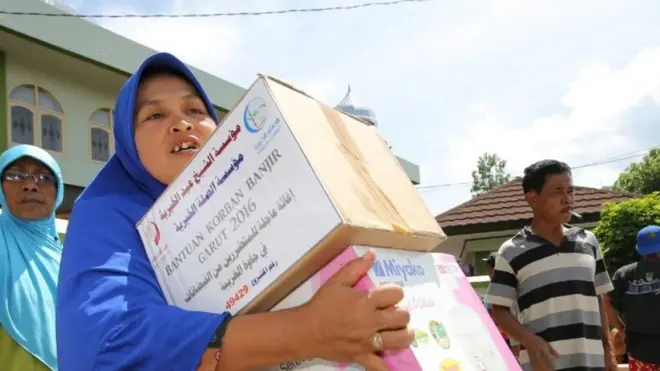 Yayasan Ash Shilah menyalurkan bantuan dari Qatar untuk korban banjir Garut pada November 2016.
