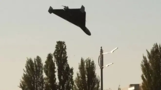 د اوکرایین اسمان کې یوه بې پلوټه الوتکه