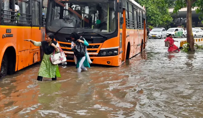 انڈیا، بارش، سیلاب