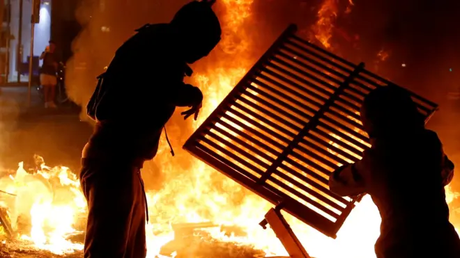 محتجون في كتالونيا