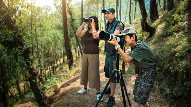 जगभरात बदलतोय पर्यटनाचा ट्रेंड, 2026 मध्ये महत्त्वाचे ठरणारे '7' ट्रॅव्हल ट्रेंड जाणून घ्या