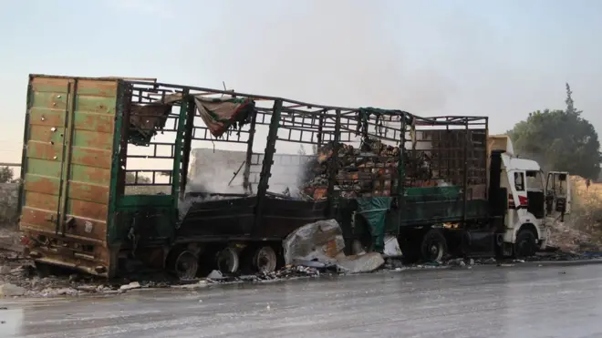 В результате авианалета погибли по меньшей мере 20 человек