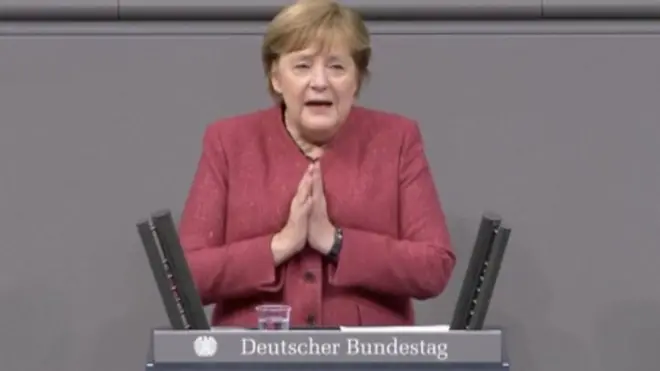 ميركل على وشك البكاء وهي تتوسل الألمان لاتباع القواعد