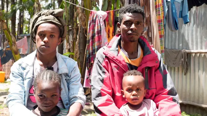 በላይነሽ፣ ባለቤቷ እና ልጆቻቸው 