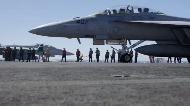 На авианосце "Теодор Рузвельт"