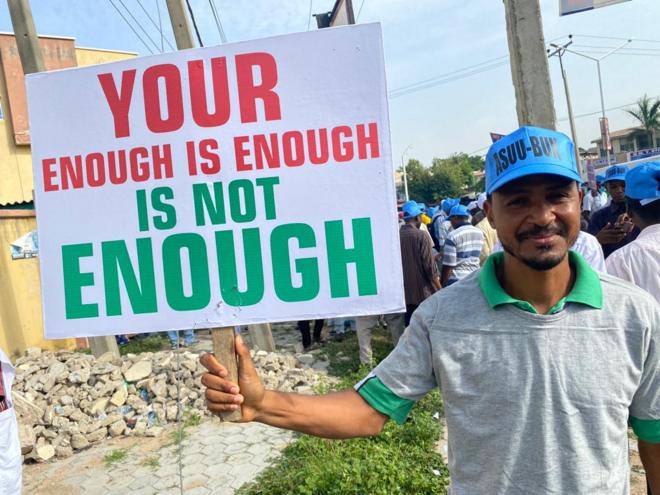 E﻿ndSars Protest: 'I Lose My Leg From Soldier Bullet' - BBC News Pidgin