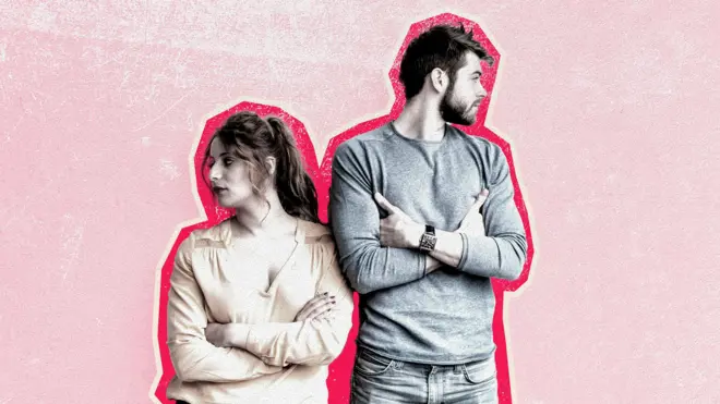 تصویرسازی از یک مرد و یک زن که در جهت مخالف هم نگاه می‌کنند و دست‌هایشان به سینه است